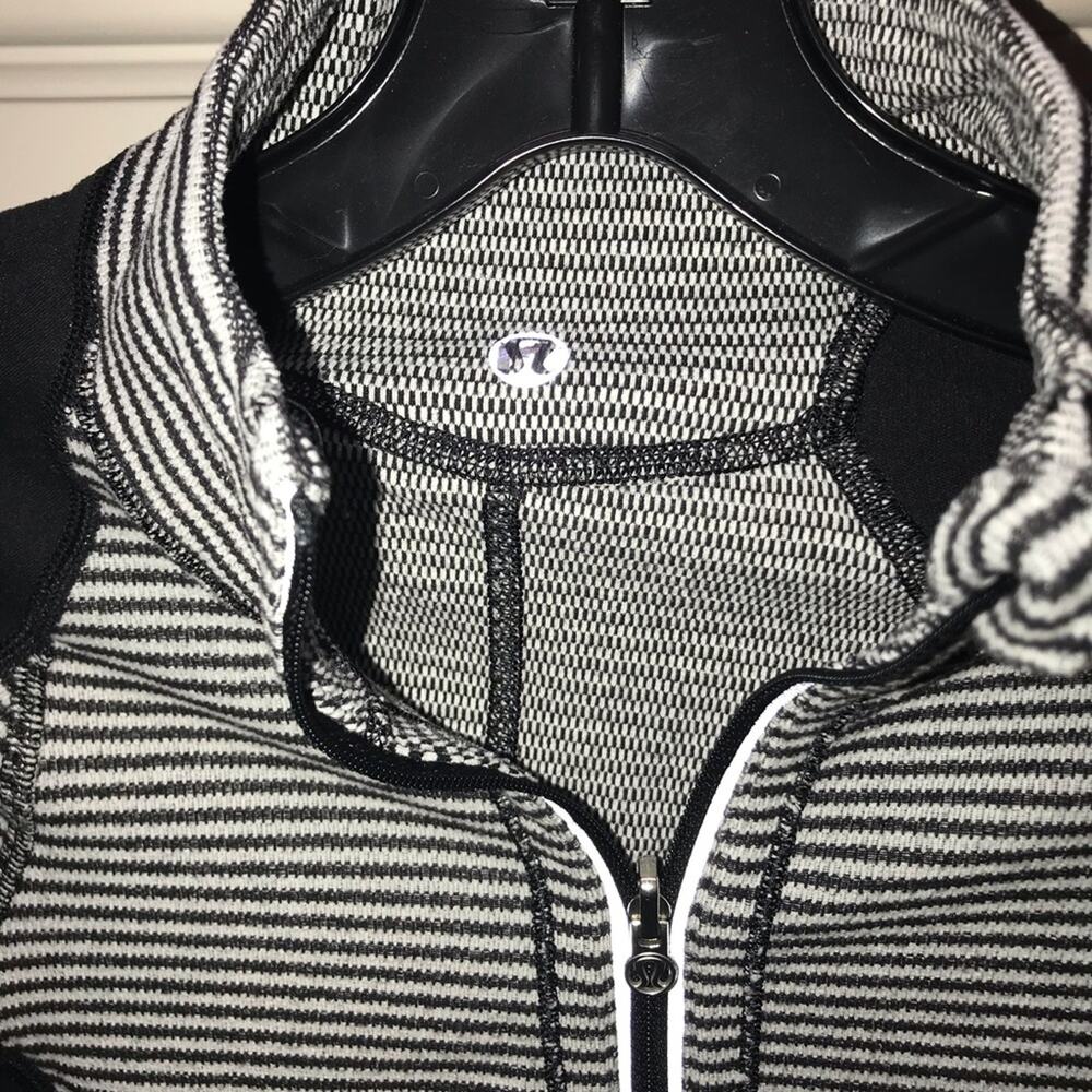 Lululemon Run: U-Turn Pullover Check Pique Black 4 - Picture 8 of 8